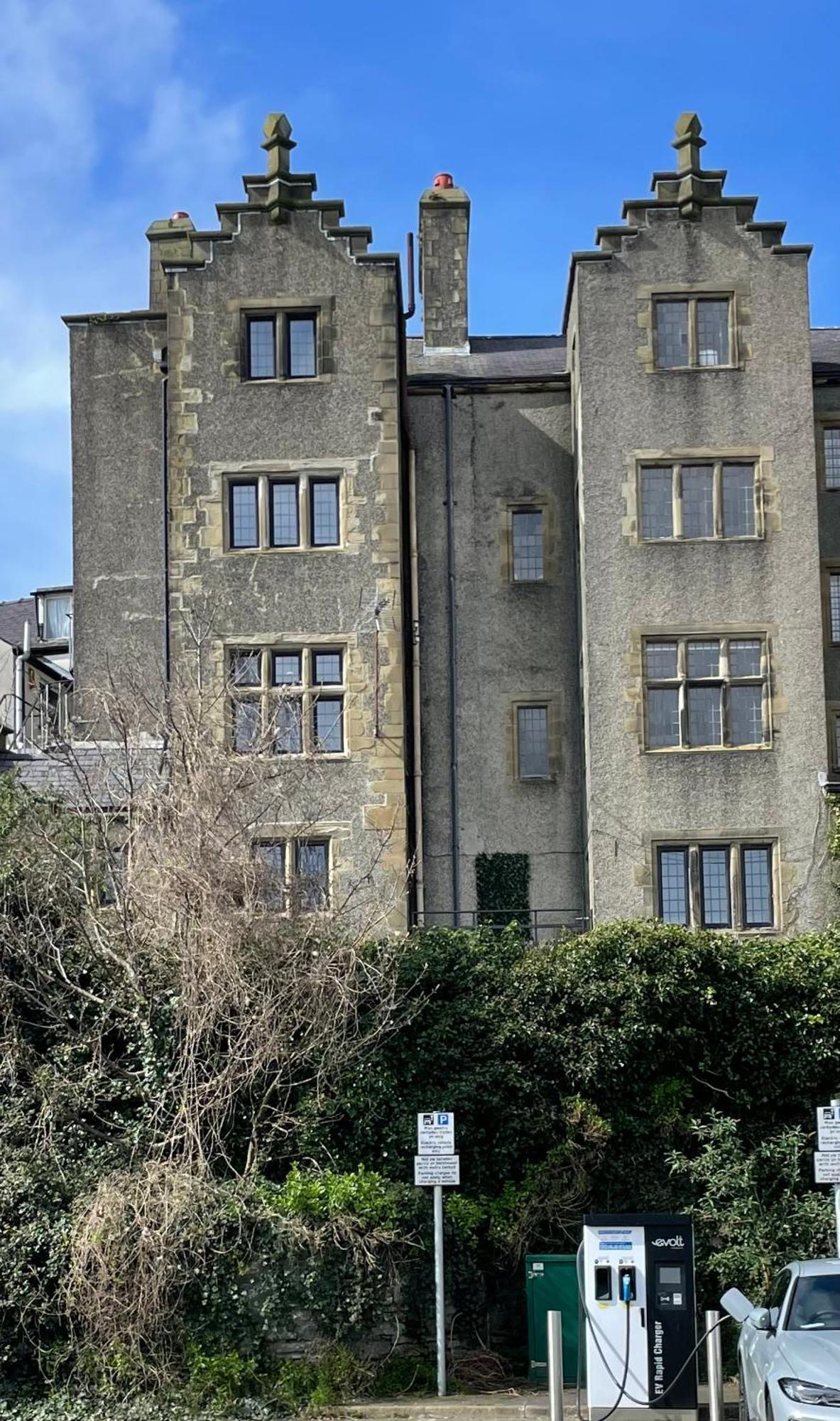 Lower Harbour Watch Holyhead Exterior foto